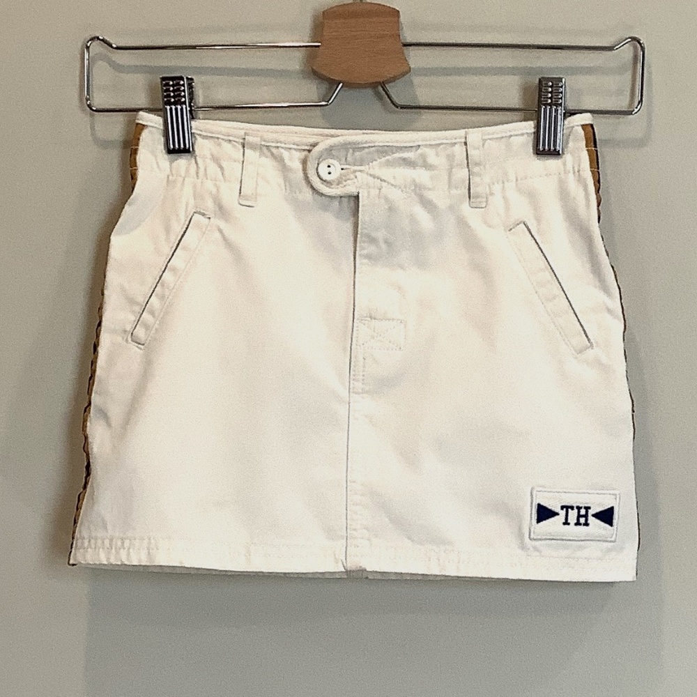 Tommy Hilfiger girl’s ivory twill mini skirt